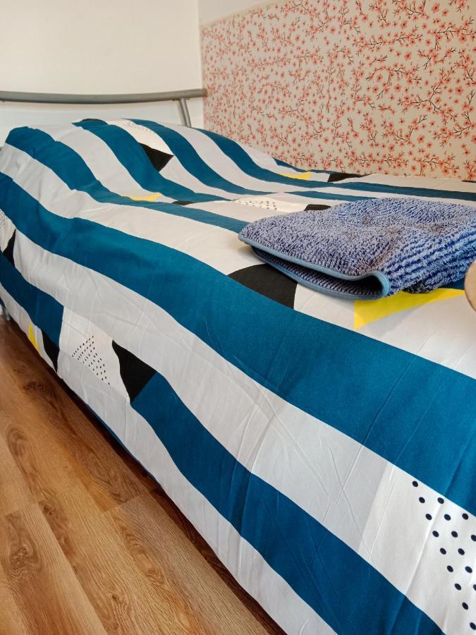 Bed and Breakfast La Madriguera Рашин Екстер'єр фото